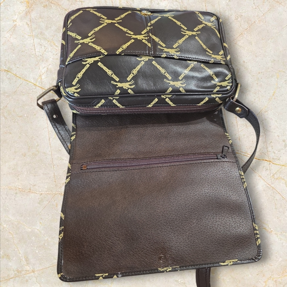 Longchamp Black Shoulder Bag with Beige Chain-Link Print - Picture 7 of 13